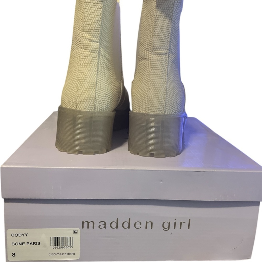 Madden Girl Bone Paris Ankle Boots - Picture 2 of 6